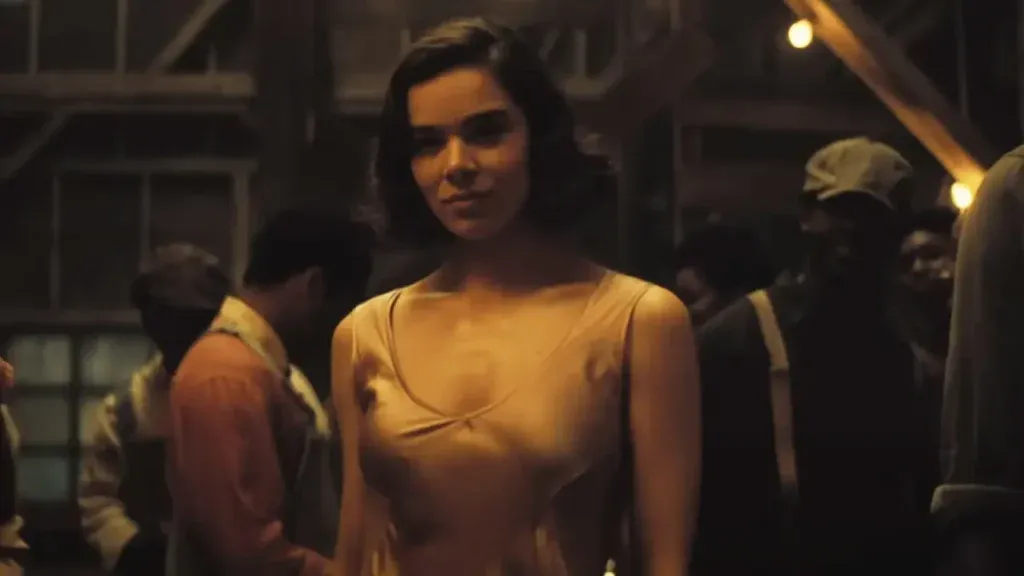 hailee steinfeld mary sinners 10